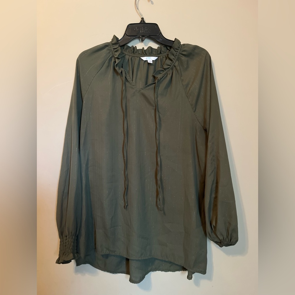 Time and Tru Woman’s Long Sleeve Top